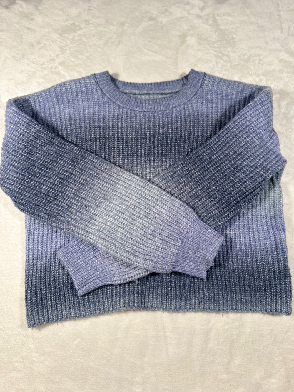 SO Men's Ombre Blue Ribbed Crewneck Sweater